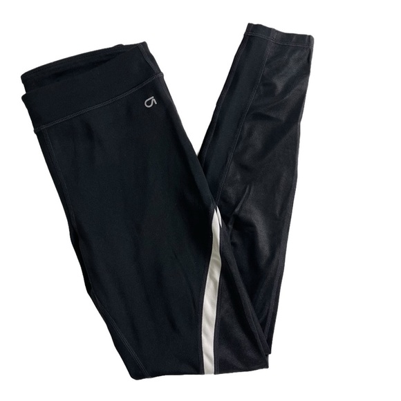 GAP FIT Women’s Black Athletic Leggings - Small - Picture 4 of 8